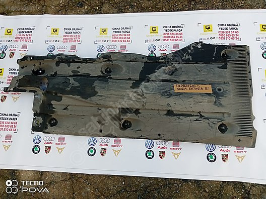 VOLKSWAGEN GOLF 7 TABAN ALT MUHAFAZA SAĞ OEM 5Q0825202S