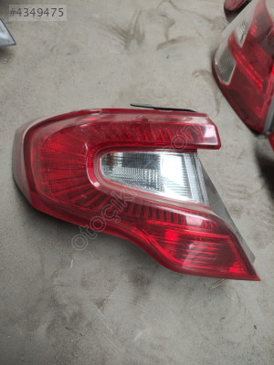 20221109000268 Fiat egea sol arka stop