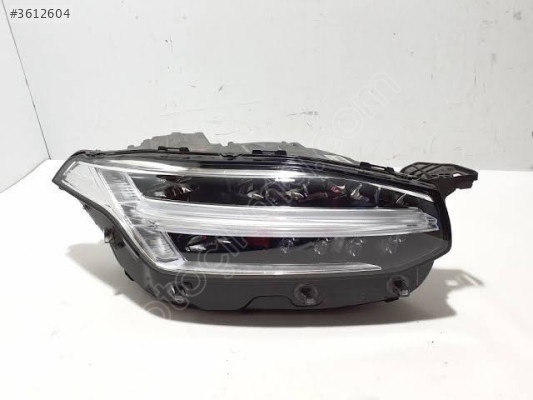 31677039 VOLVO XC90 SAĞ FAR FULL LED 4 BEYİNLİ 2015-2020