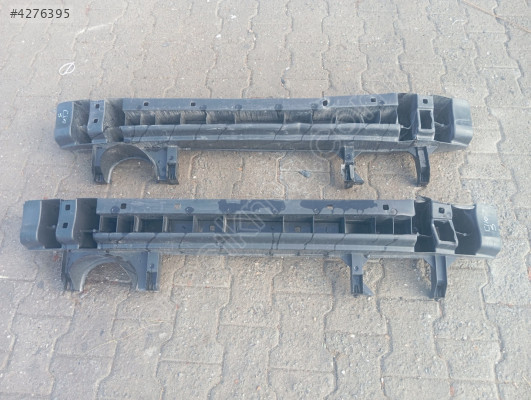 2018 2024 Renault Clio 5.5 arka tampon demiri