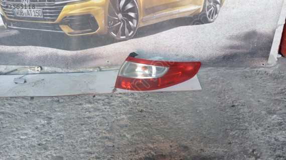 RENAULT FLUENCE SAĞ ARKA STOP ÇIKMA