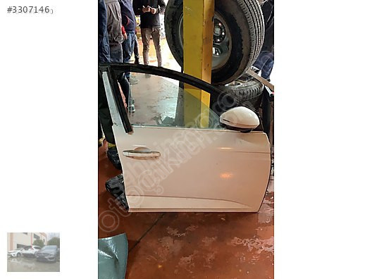 RENAULT MEGANE SAĞ ÖN KAPI BOŞ ÜNALLAR OTO YEDEK PARÇA