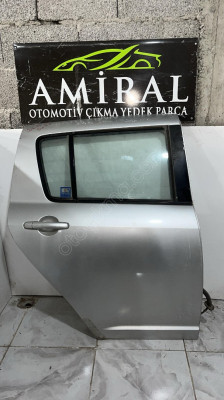 2011 SUZUKİ SWİFT 3 ARKA  SAĞ DOLU KAPI