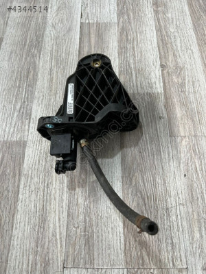 VOLKSWAGEN GOLF 5 DEPRAJ ÜST MERKEZİ 1K0721388