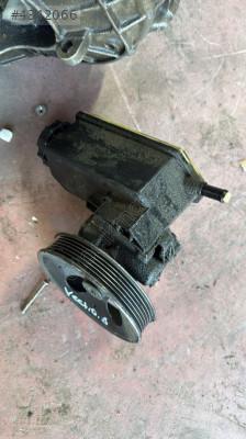 1996-2001 OPEL VECTRA B  ÇIKMA ORJİNAL  DİREKSİYON POMPASI