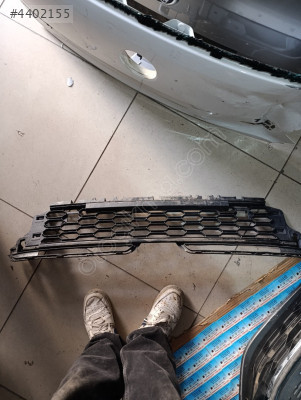 Skoda kamiq ön tampon orta ızgara orjinal çıkma parça
