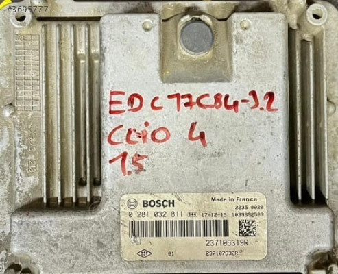 0281032811 Renault Clio 4   1.5 motor beyni