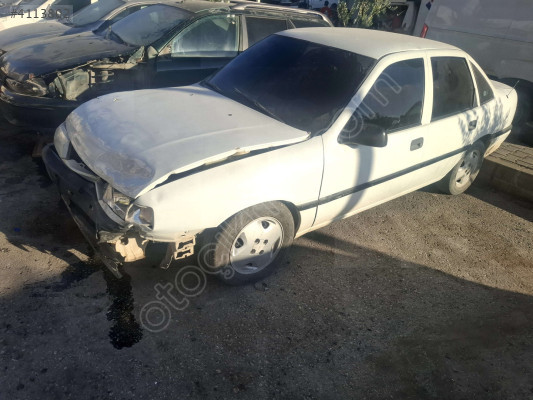ÖZMEN OPEL VECTRA A SAĞ SOL ÖN ARKA KAPI