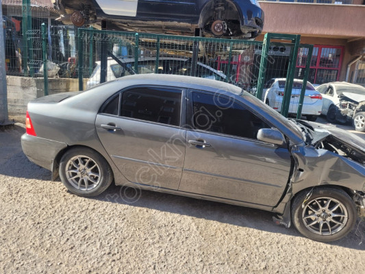 2002-2007 TOYOTA COROLLA SAĞ ÖN KAPI