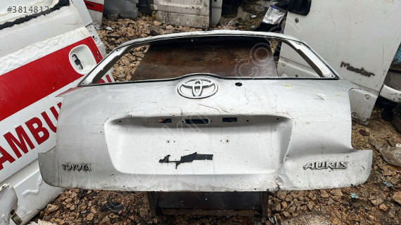 TOYOTA AURİS BAGAJ KAPAĞI ÇIKMA