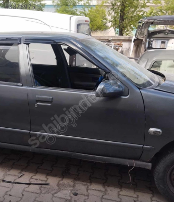 RENAULT 19 SAĞ ÖN KAPI ORJİNAL HATASIZ EYUPCAN OTO'DA