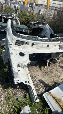 MERCEDES W207 COUPE SAĞ ÇEYREK ŞASE OTO FEDAİ