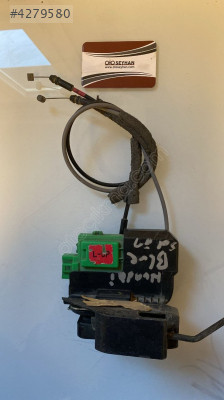 hyundai accent blue sol ön kapı kilidi