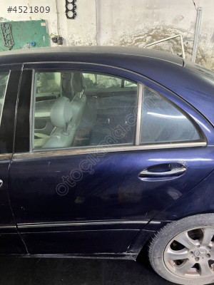 MERCEDES C220 SOL ARKA KAPI