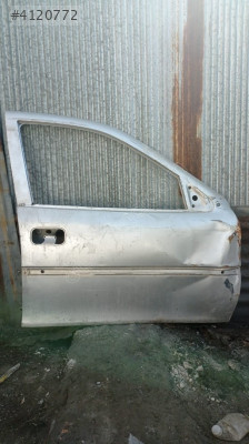 Opel Vectra sağ ön kapı model 98 2001