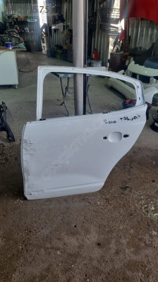 Renualt taliant 2022 model sol arka kapi