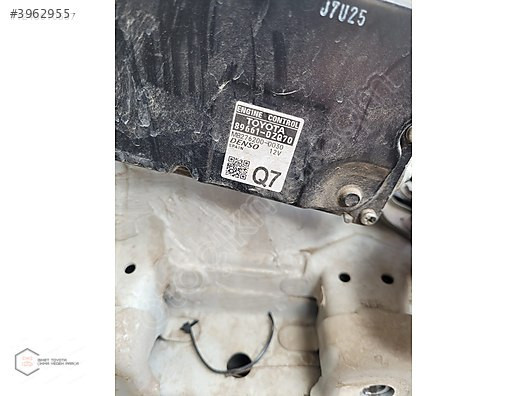 89661-0ZQ70 TOYOTA COROLLA MOTOR BEYNİ Q7