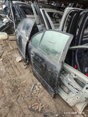 Bmw e 39 sağ kapılar