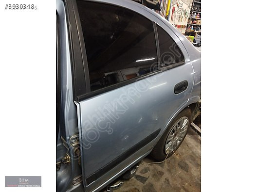 Nissan Almera sağ sol sedan arka kapı