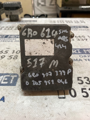 ÇIKMA SKODA FABIA 6R0 907 379 P 0 265 951 046 ABS BEYNİ