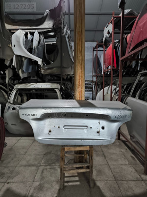 HYUNDAİ ACCENT BAGAJ KAPISI 1998-2000 ÇIKMA PARÇA ORJİNAL