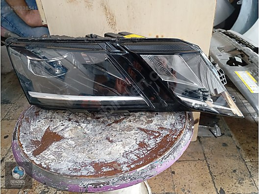 SKODA OCTAVİA SAĞ FAR ÇIKMA ORJİNAL