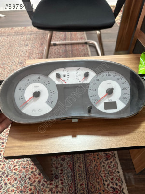 Renault Clio Symbol Kilometre Saati Gösterge Paneli P8200487227