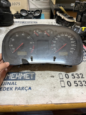 ÇIKMA VW GOLF 4 BORA 1J0919 861D 1J0919861D KİLOMETRE SAATİ