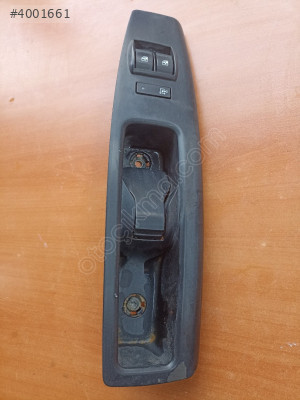 Fiat Doblo Geniş Aile Sol Ön Cam Kaldırma Düğmesi