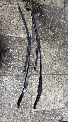 2015-2023 DACİA DUSTER ÖN SİLECEKLER ORJ ÇIKMA