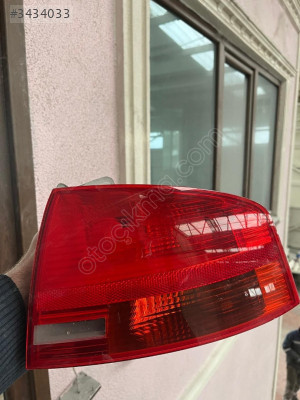 Audi A 4 2006 stop