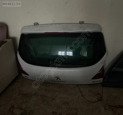 Peugeot 5008 bagaj kapağı