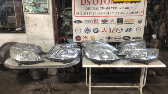 2009-2015 FİAT FİORİNO SAĞ SOL FAR ADET FİYATI