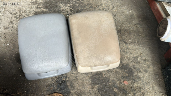 Kia Sorento orta konsol üst kapağı orijinal