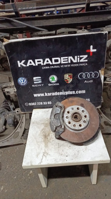 GOLF 7 AUDİ A3 LEON ÇIKMA TAŞIYICI ÖN SOL - 5Q0407255Q