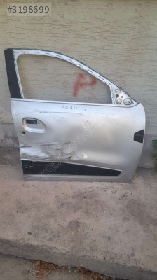 Renault spring sağ ön kapı orjinal