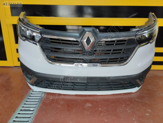 RENAULT TRAFİC 4 ÖN TAMPON BEYAZ DOLU 2020 2024 ORJ ÇIKMA RENKAY