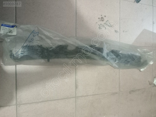 Renault latutite arka tampon orta braket 850420010R