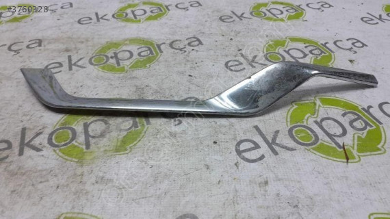 BMW 7 SERİSİ 2023 2025 G70 ARKA TAMPON KROM ŞERİDİ 8081599