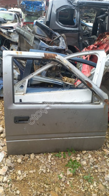 OPEL FRONTERA SAĞ ÖN KAPI. OTO ERKAN ÜNYE