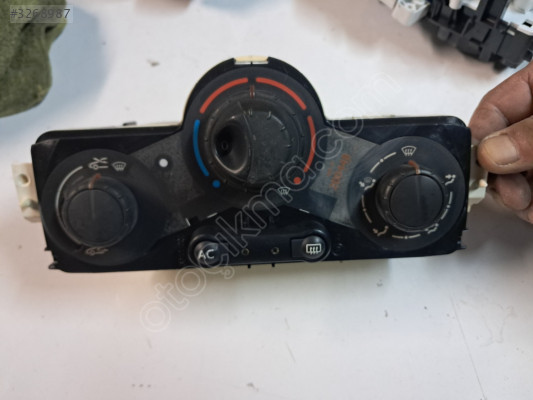 RENAULT MEGANE 2 KLİMA KONTROL PANELİ