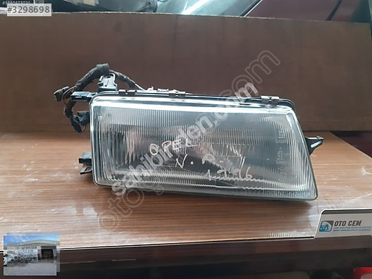 OTO CEMDEN ÇIKMA OPEL VECTRA A SAĞ FAR