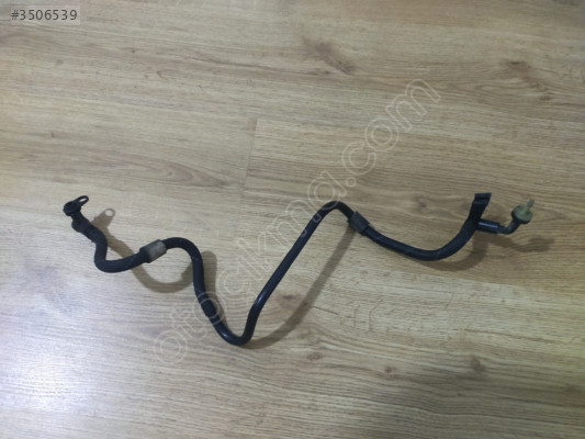 AUDİ A3 VAKUM BORUSU 04L129456D