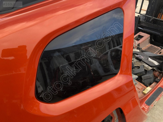 DACİA DUSTER SAĞ ARKA KELEBEK CAM ORJINAL