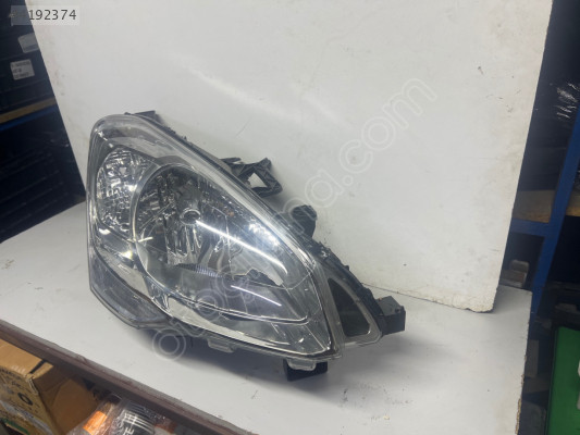 Citroen berlingo sağ far