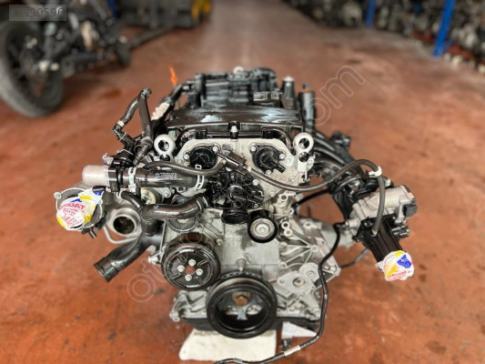 C180 Mercedes Modeline Uygun Çıkma Komple Motor