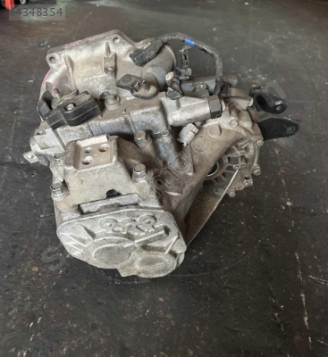 - HYUNDAİ ACCENT ERA   -  1.4 - 1.6 MANUEL BENZİNLİ ŞANZIMAN