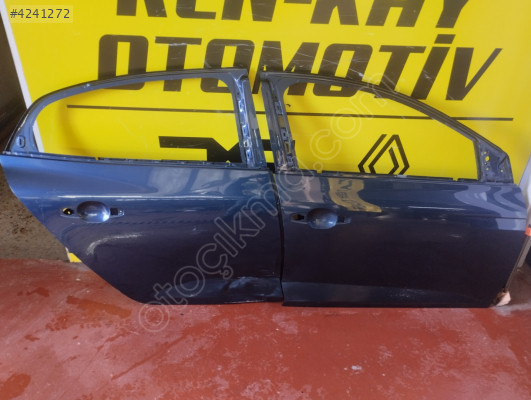 RENAULT MEGANE 4 SAĞ ÖN ARKA KAPI LACİVERT ORJ ÇIKMA RENKAY