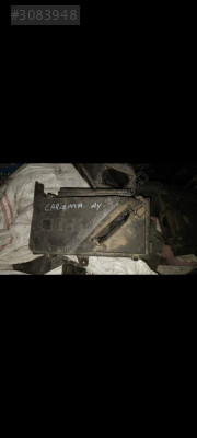 Mitsubishi Carisma hava filtre kutusu 98 99