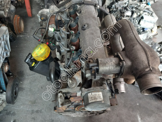 OPEL VİVARO 1.9 DCİ 100 HP MOTOR